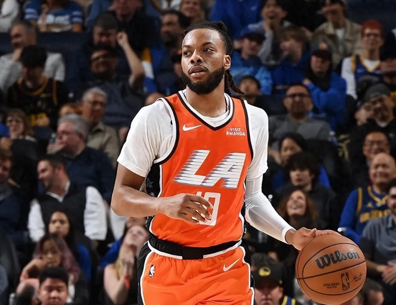 华体会线上入口-加兰快船首秀,仅获12分,他是打开快船死局的钥匙吗?